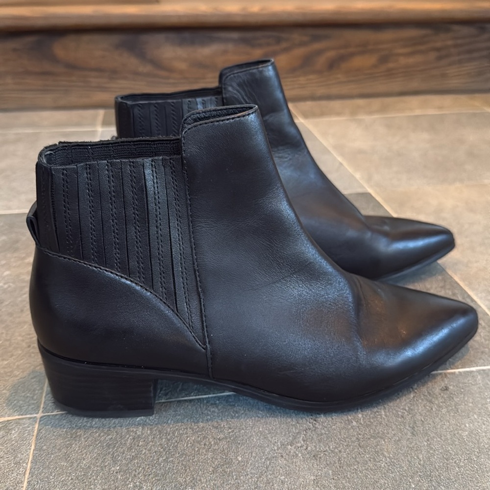 Halogen booties - Picture 2 of 4